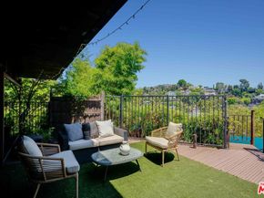 2528 Dearborn Drive, Los Angeles CA 90068