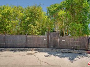 2528 Dearborn Drive, Los Angeles CA 90068