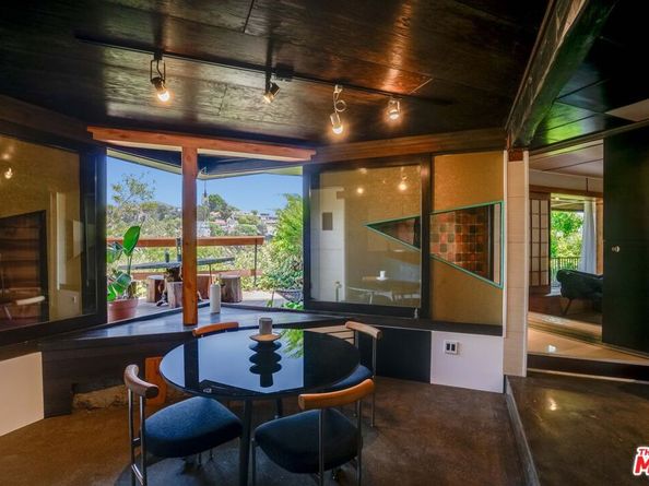 2528 Dearborn Drive, Los Angeles CA 90068