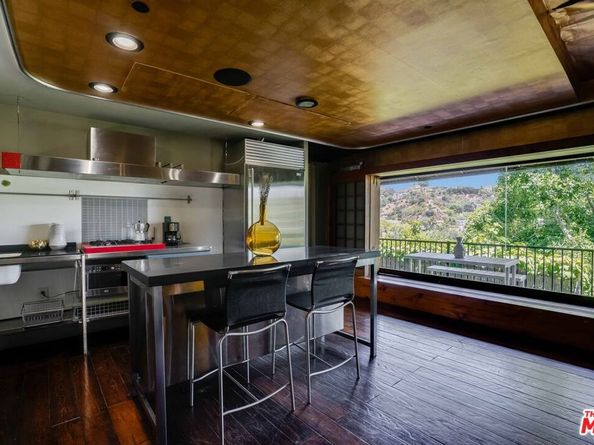 2528 Dearborn Drive, Los Angeles CA 90068