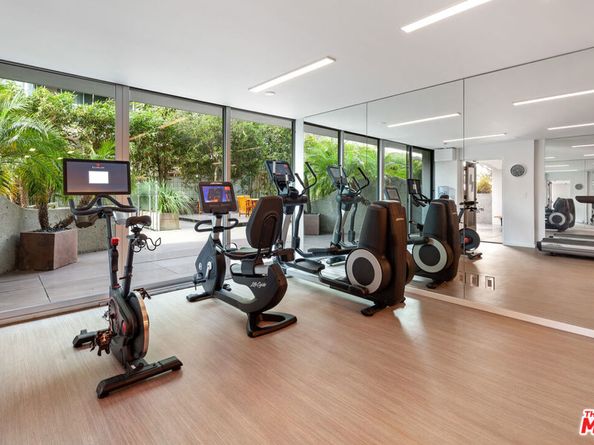 535 Ocean Avenue 8C, Santa Monica CA 90402