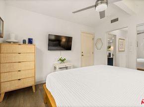 5903 Graves Avenue, Encino CA 91316