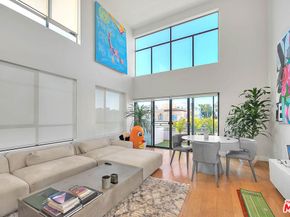 5014 Rosewood Avenue 1/2, Los Angeles CA 90004