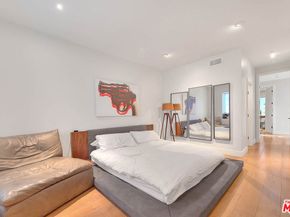 5014 Rosewood Avenue 1/2, Los Angeles CA 90004