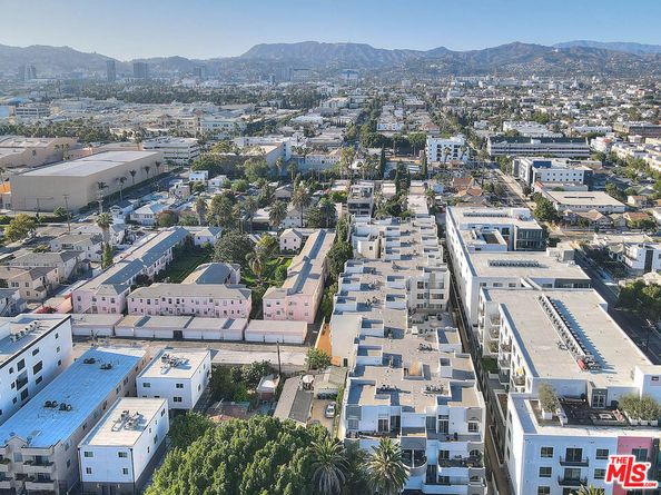 5014 Rosewood Avenue 1/2, Los Angeles CA 90004