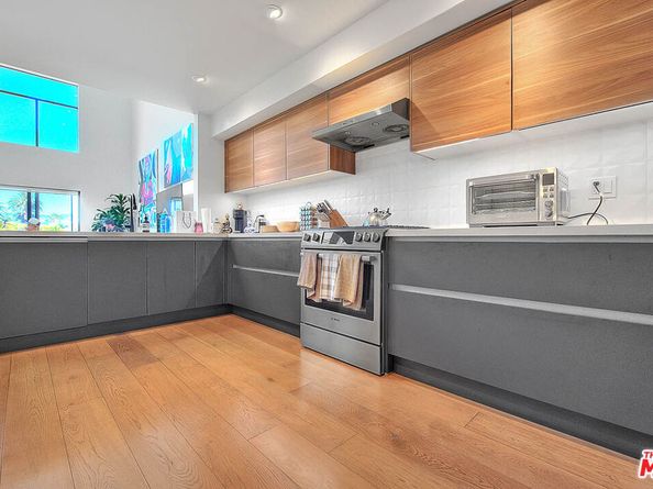5014 Rosewood Avenue 1/2, Los Angeles CA 90004