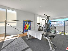 5014 Rosewood Avenue 1/2, Los Angeles CA 90004