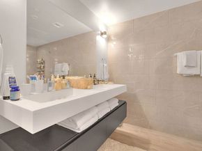 5014 Rosewood Avenue 1/2, Los Angeles CA 90004