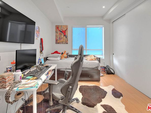 5014 Rosewood Avenue 1/2, Los Angeles CA 90004