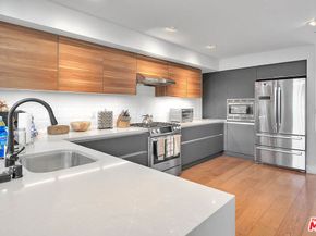 5014 Rosewood Avenue 1/2, Los Angeles CA 90004