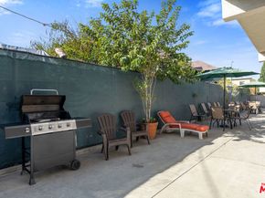 1150 W 29th Street, Los Angeles CA 90007