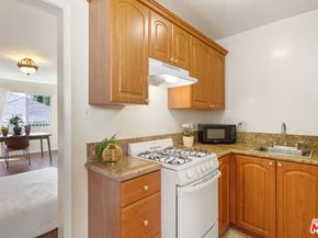 1150 W 29th Street, Los Angeles CA 90007