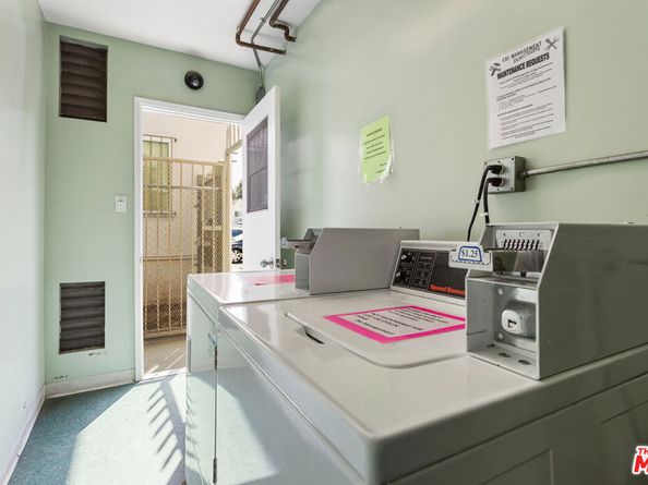 1150 W 29th Street, Los Angeles CA 90007