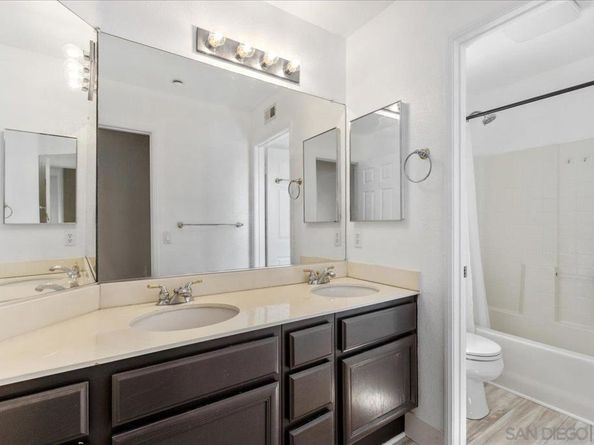 2412 Starlight Gln, Escondido CA 92026