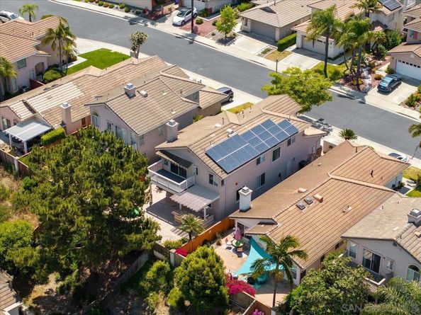 2412 Starlight Gln, Escondido CA 92026