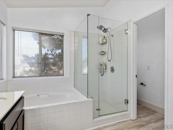 2412 Starlight Gln, Escondido CA 92026