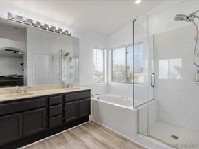 2412 Starlight Gln, Escondido CA 92026