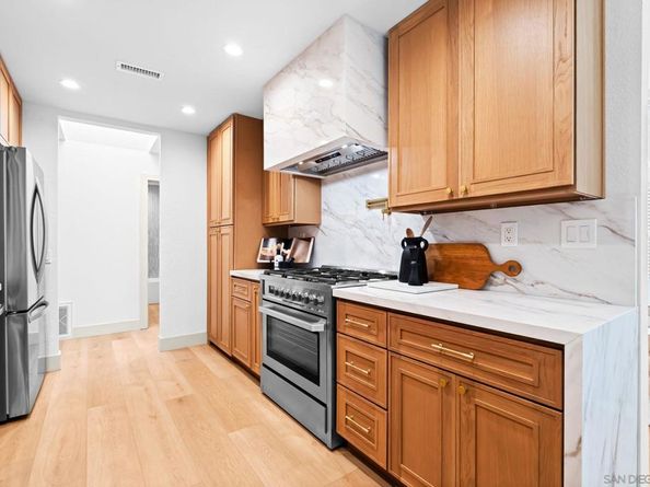 1617 Blossom Field, Encinitas CA 92024