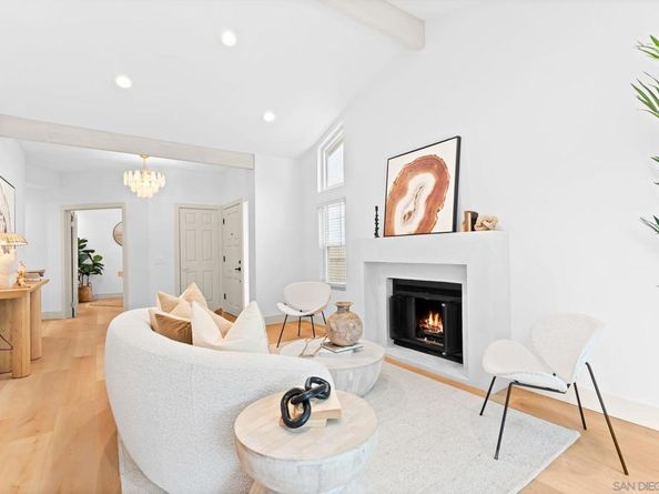 1617 Blossom Field Way, Encinitas CA 92024