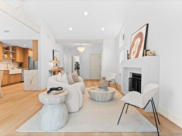 1617 Blossom Field Way, Encinitas CA 92024