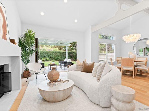 1617 Blossom Field, Encinitas CA 92024