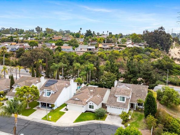 1617 Blossom Field, Encinitas CA 92024