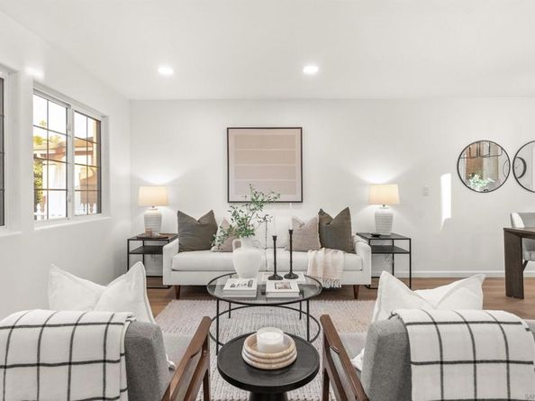 4691 Chateau Dr, San Diego CA 92117