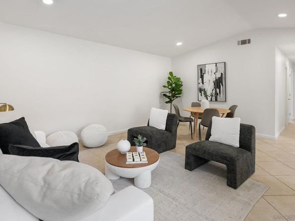 4768 Sequoia Pl, Oceanside CA 92057