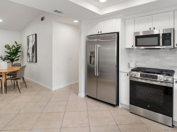 4768 Sequoia Pl, Oceanside CA 92057