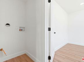 11934 S Van Ness Avenue, Hawthorne CA 90250