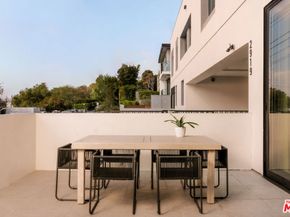 2919 Waverly Drive 106, Los Angeles CA 90039