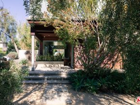 3554 Frances Avenue, Los Angeles CA 90066