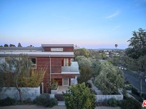 3554 Frances Avenue, Los Angeles CA 90066