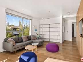 3554 Frances Avenue, Los Angeles CA 90066