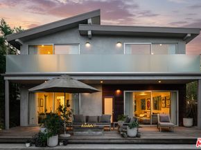 3554 Frances Avenue, Los Angeles CA 90066