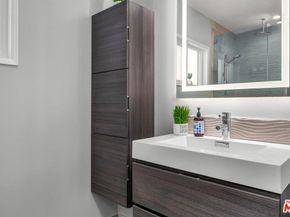 10824 Westminster Avenue, Los Angeles CA 90034