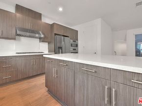 1144 W Alma Lane, Los Angeles CA 90038