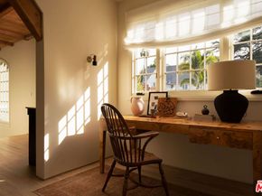 2027 Laughlin Park Drive, Los Angeles CA 90027