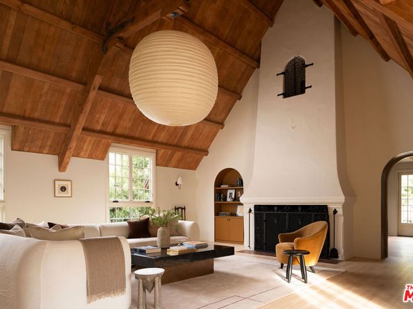 2027 Laughlin Park Drive, Los Angeles CA 90027