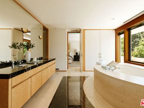 622 24th Street, Santa Monica CA 90402