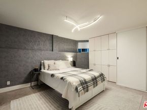 657 Mildred Avenue, Venice CA 90291