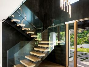 200 Surfview Drive, Pacific Palisades CA 90272