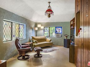 2882 Belden Drive, Los Angeles CA 90068