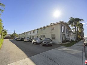 1904 S Robertson Boulevard, Los Angeles CA 90034