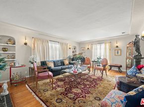 1361 S Tremaine Avenue, Los Angeles CA 90019