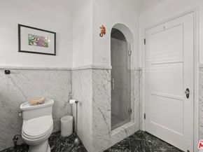 1361 S Tremaine Avenue, Los Angeles CA 90019