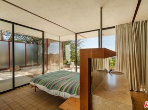 1811 Bel Air Road, Los Angeles CA 90077