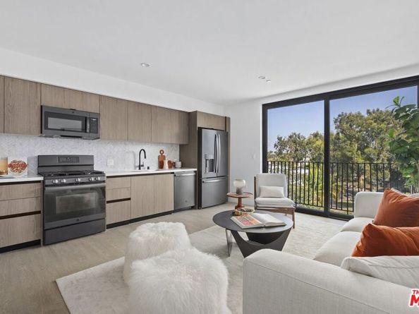 4506 Dockweiler Street 203, Los Angeles CA 90019