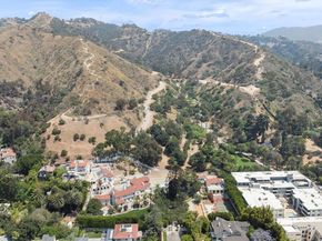 7260 Hillside Avenue 305, Los Angeles CA 90046