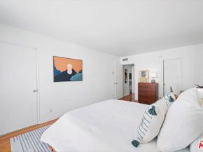 7260 Hillside Avenue 305, Los Angeles CA 90046